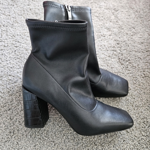 Franco Sarto Harmond Black Chubky heel square toe Bootie 10M - Picture 9 of 10